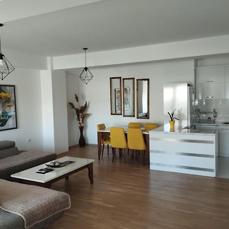 Sofija Apartment Kumanovo Buitenkant foto